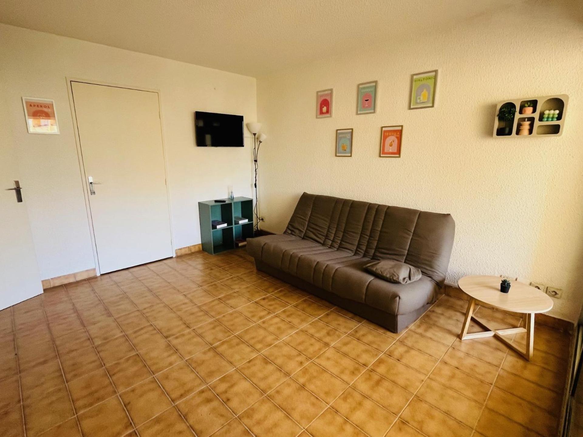 T2 ,4 Couchages ,Climatise ,Terrace ,En Face D'Aqualand ,Plage Rochelongue Agde Luaran gambar